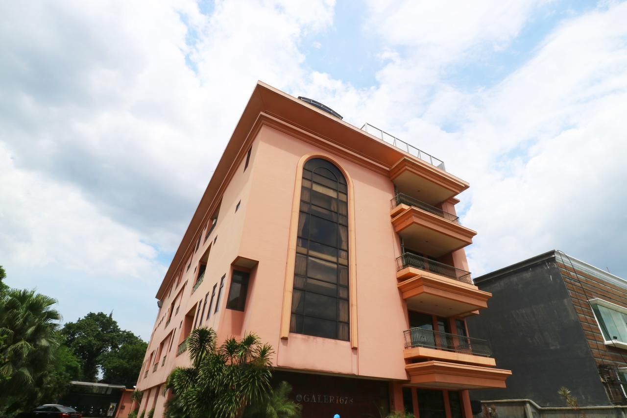 Hotel 678 Kemang Powered By Cocotel Jakarta Kültér fotó